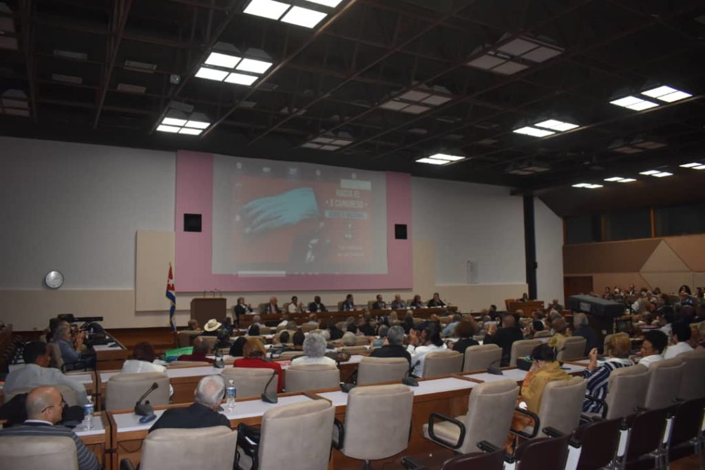 Sesionó Consejo Nacional de la UNEAC camino al X Congreso de la organización UNEAC