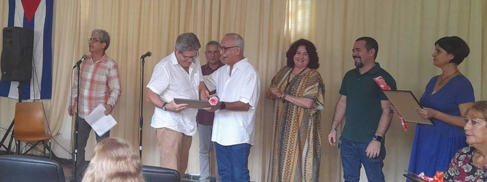 Cuba-Premio-Critica-Instituto-Cubano-del-Libro1-1