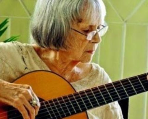 Fiel a todas las edades y latitudes: Marta Valdés se nos queda eterna hecha canción