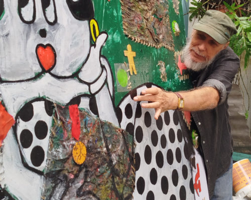 Joel Jover y las costuras de la autenticidad en la Bienal de La Habana